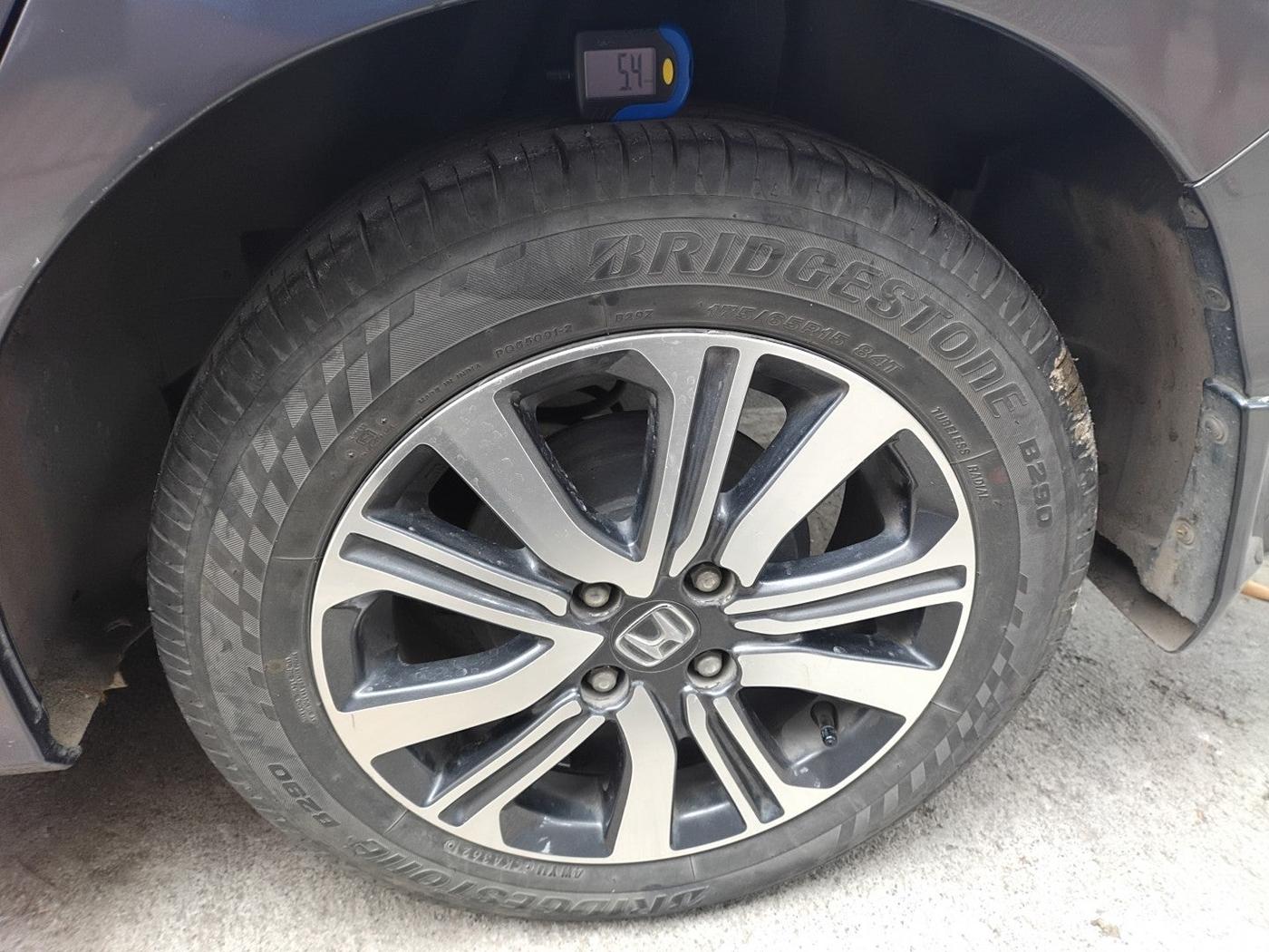 2018 Honda City 1.5L I-VTEC V MT, Petrol, Manual, 40,374 km, tyre