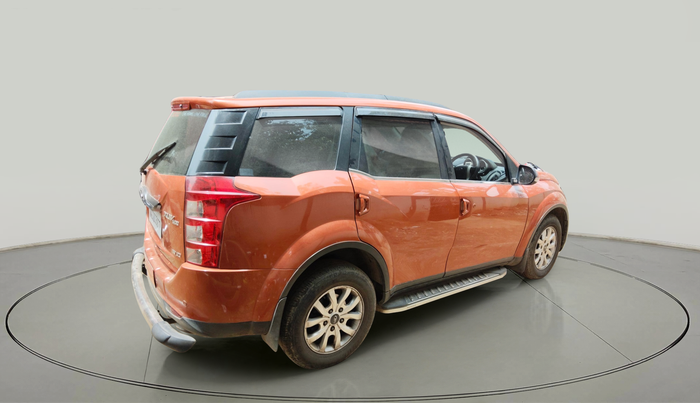 2016 Mahindra XUV500 W10, Diesel, Manual, 80,600 km, exterior
