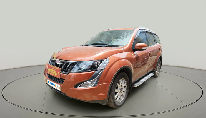 2016 Mahindra XUV500 W10, Diesel, Manual, 80,600 km, exterior