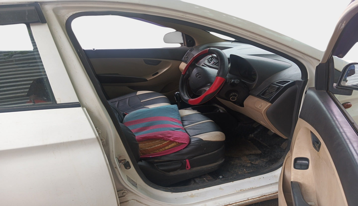 2017 Hyundai Eon MAGNA +, Petrol, Manual, 35,592 km, interior