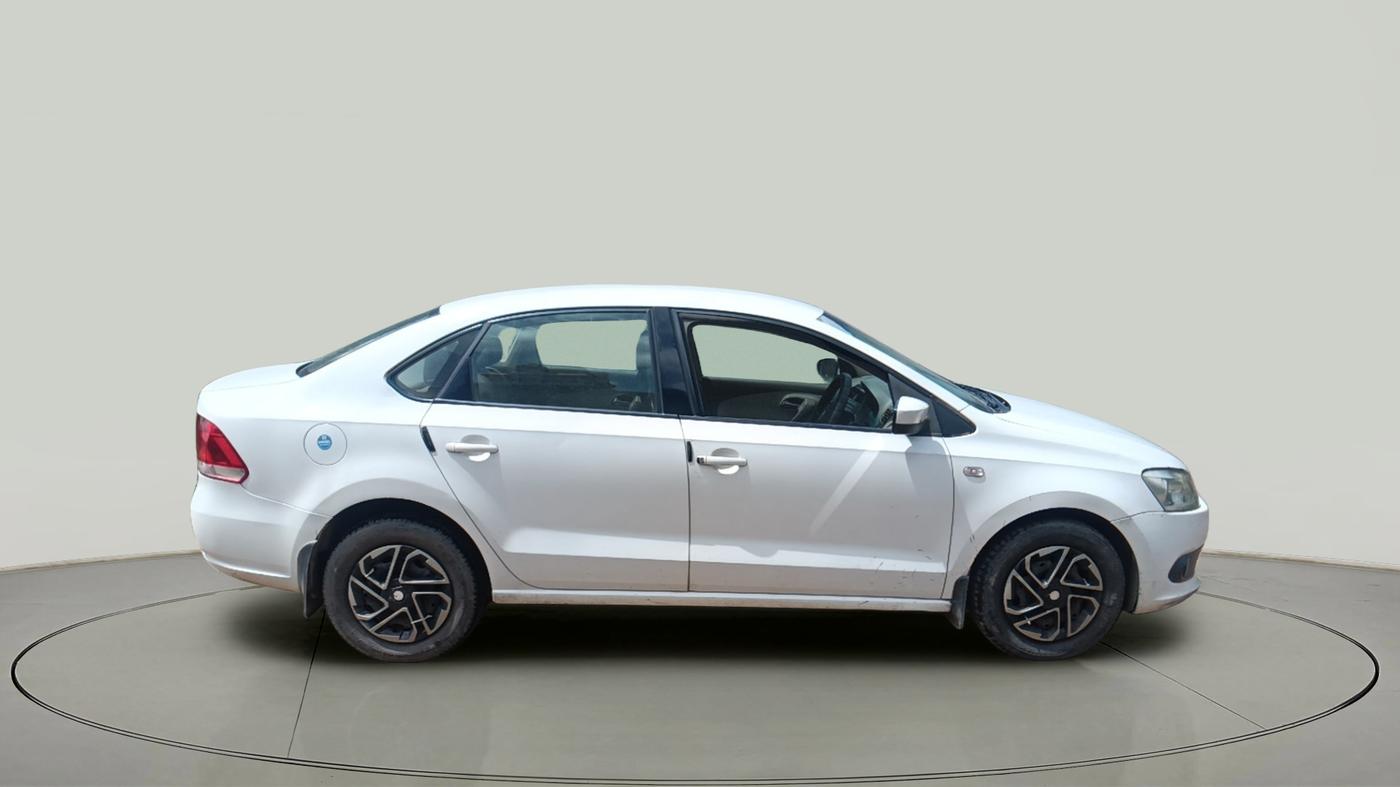 2012 Volkswagen Vento TRENDLINE DIESEL 1.6, Diesel, Manual, 1,33,564 km, exterior