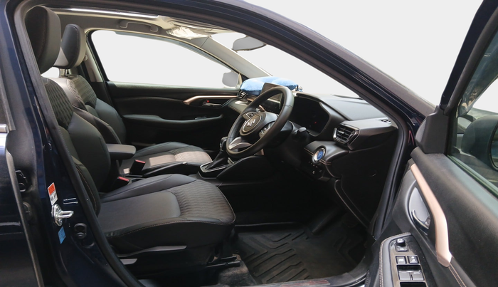 2023 Maruti Grand Vitara ALPHA PLUS HYBRID ECVT, Hybrid, Automatic, 4,796 km, interior