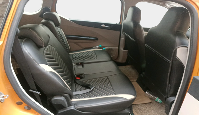 2024 Renault TRIBER RXZ, Petrol, Manual, 5,914 km, interior
