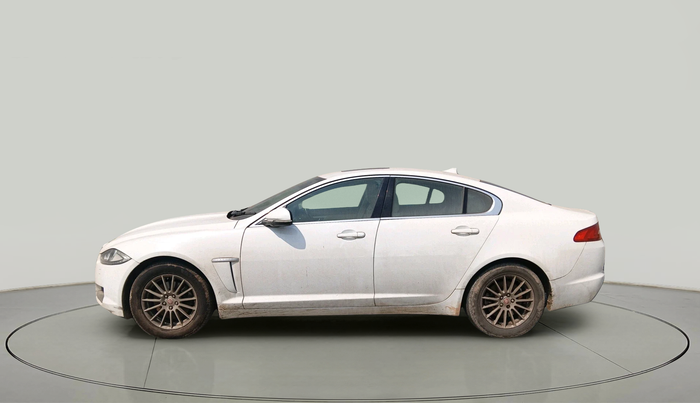 2014 Jaguar XF 2.2 DIESEL LUXURY, Diesel, Automatic, 1,08,914 km, exterior