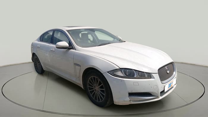 2014 Jaguar XF 2.2 DIESEL LUXURY, Diesel, Automatic, 1,08,914 km, exterior