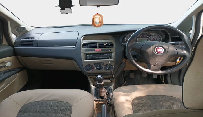 2011 Fiat Linea DYNAMIC 1.3, Diesel, Manual, 75,002 km, interior