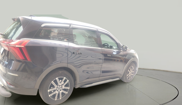 2021 Mahindra XUV700 AX 7 LUXURY P AT 7 STR, Petrol, Automatic, 29,044 km, exterior