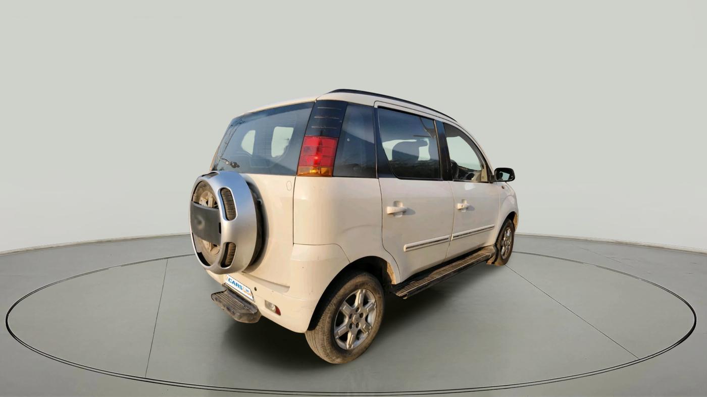 2012 Mahindra Quanto C8, Diesel, Manual, 79,300 km, exterior