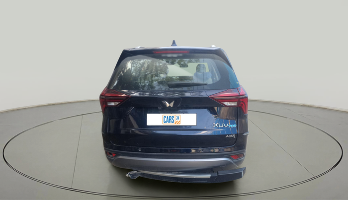 2022 Mahindra XUV700 AX 7 P AT 7 STR, Petrol, Automatic, 15,051 km, exterior