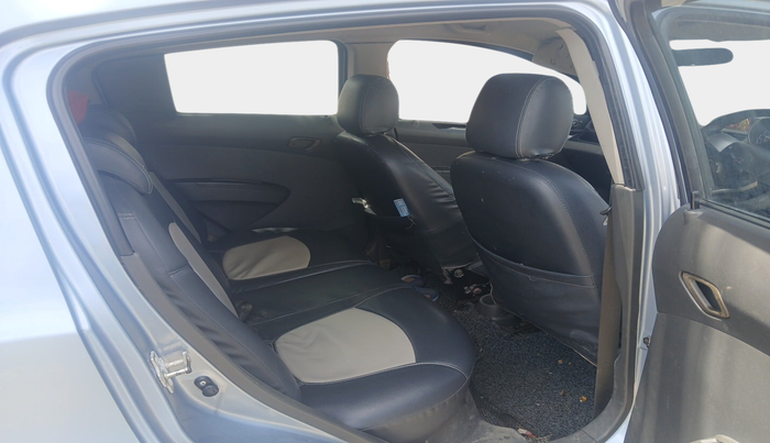 2011 Chevrolet Beat LT PETROL, Petrol, Manual, 60,001 km, interior