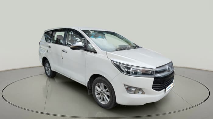 2017 Toyota Innova Crysta 2.4 ZX 7 STR, Diesel, Manual, 2,59,978 km, exterior