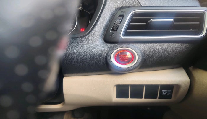 2022 Honda Amaze 1.2L I-VTEC VX, Petrol, Manual, 34,480 km, interior