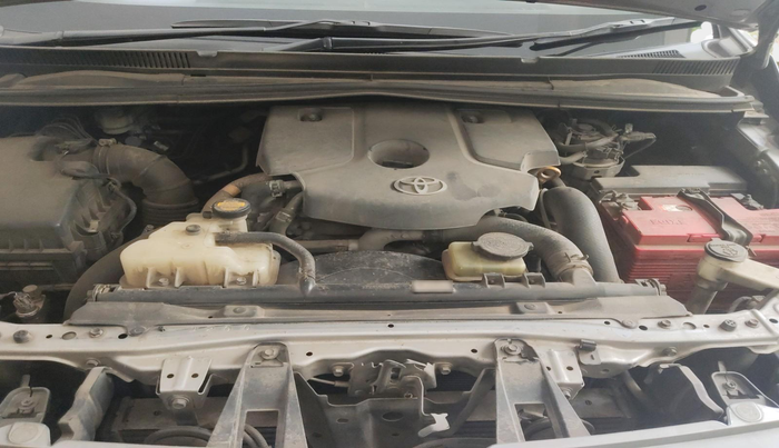 2016 Toyota Innova Crysta 2.4 ZX 7 STR, Diesel, Manual, 2,12,693 km, exterior