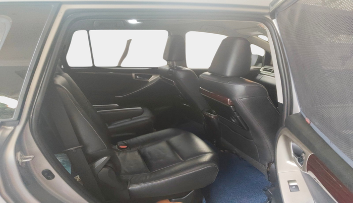 2016 Toyota Innova Crysta 2.4 ZX 7 STR, Diesel, Manual, 2,12,693 km, interior