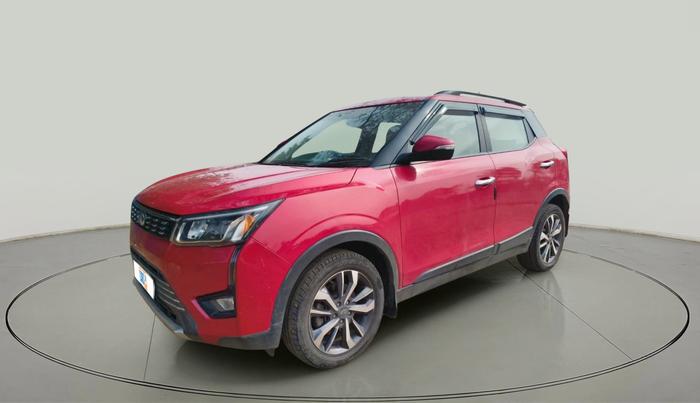 2020 Mahindra XUV300 W8 (O) 1.2 PETROL, Petrol, Manual, 55,190 km, exterior