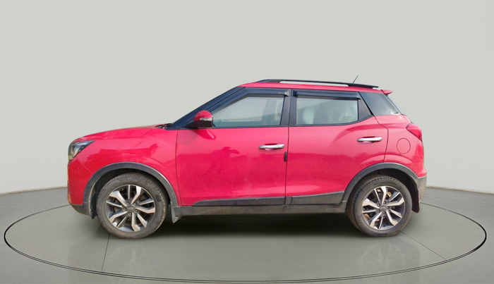 2020 Mahindra XUV300 W8 (O) 1.2 PETROL, Petrol, Manual, 55,190 km, exterior