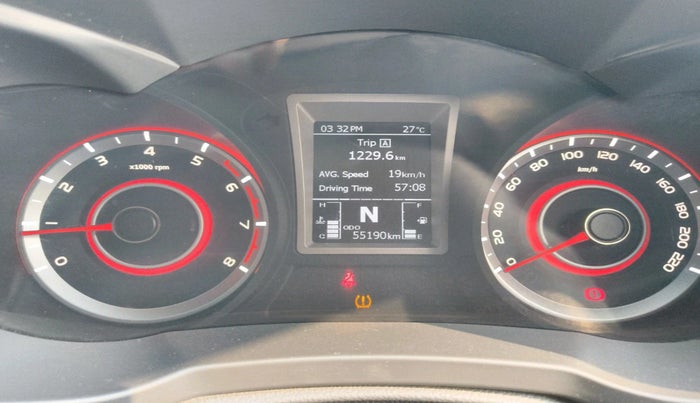 2020 Mahindra XUV300 W8 (O) 1.2 PETROL, Petrol, Manual, 55,190 km, interior