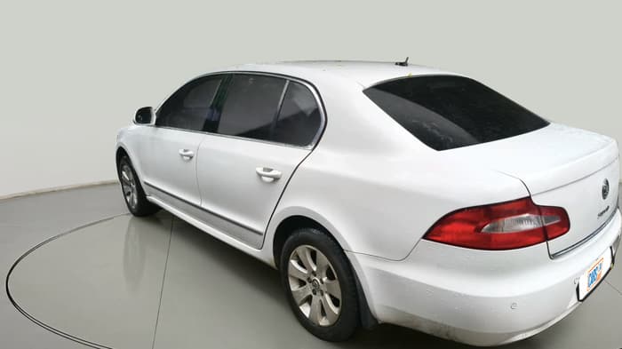 2010 Skoda Superb ELEGANCE 2.0 TDI CR AT, Diesel, Automatic, 1,46,868 km, exterior