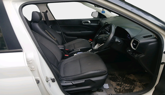 2019 Hyundai VENUE SX(O) 1.4 CRDI, Diesel, Manual, 1,12,477 km, interior