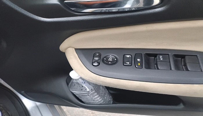 2022 Honda City 1.5L I-VTEC VX, Petrol, Manual, 1,12,977 km, interior