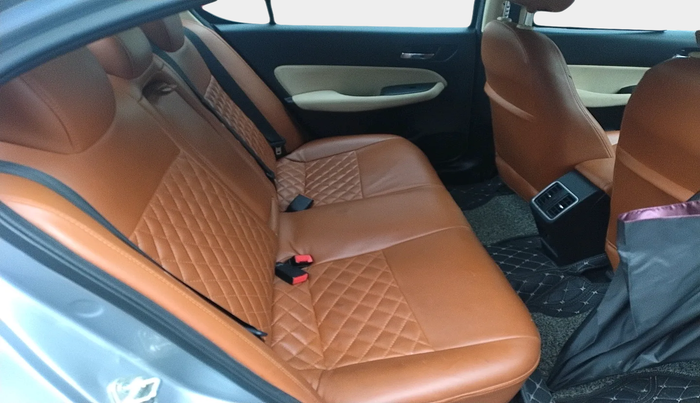 2022 Honda City 1.5L I-VTEC VX, Petrol, Manual, 1,12,977 km, interior