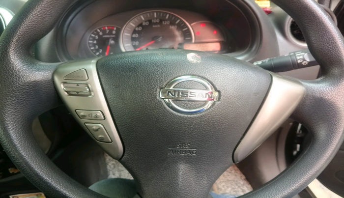 2018 Nissan Micra XV CVT, Petrol, Automatic, 72,750 km, interior