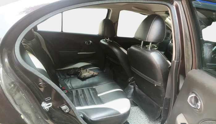 2018 Nissan Micra XV CVT, Petrol, Automatic, 72,750 km, interior
