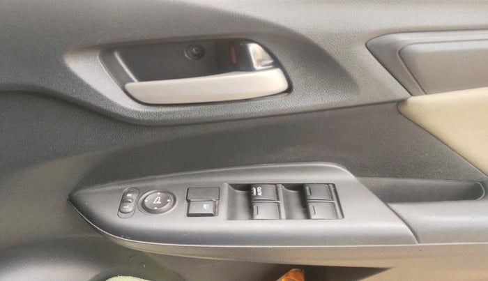 2017 Honda Jazz 1.2L I-VTEC SV, Petrol, Manual, 1,25,229 km, interior