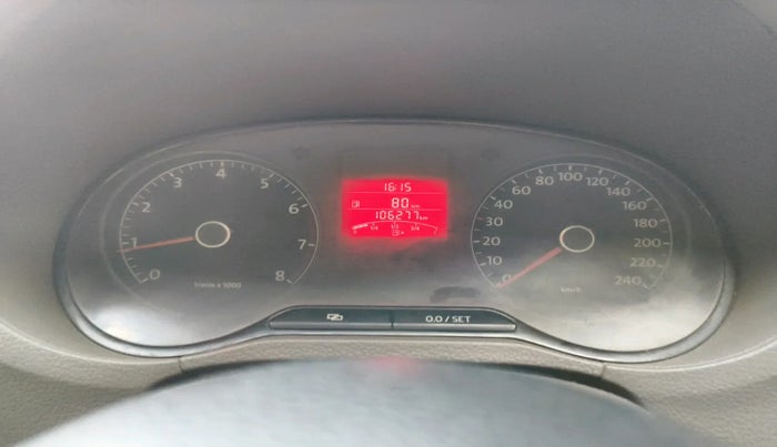 2010 Volkswagen Vento HIGHLINE 1.6 MPI, Petrol, Manual, 1,06,277 km, interior