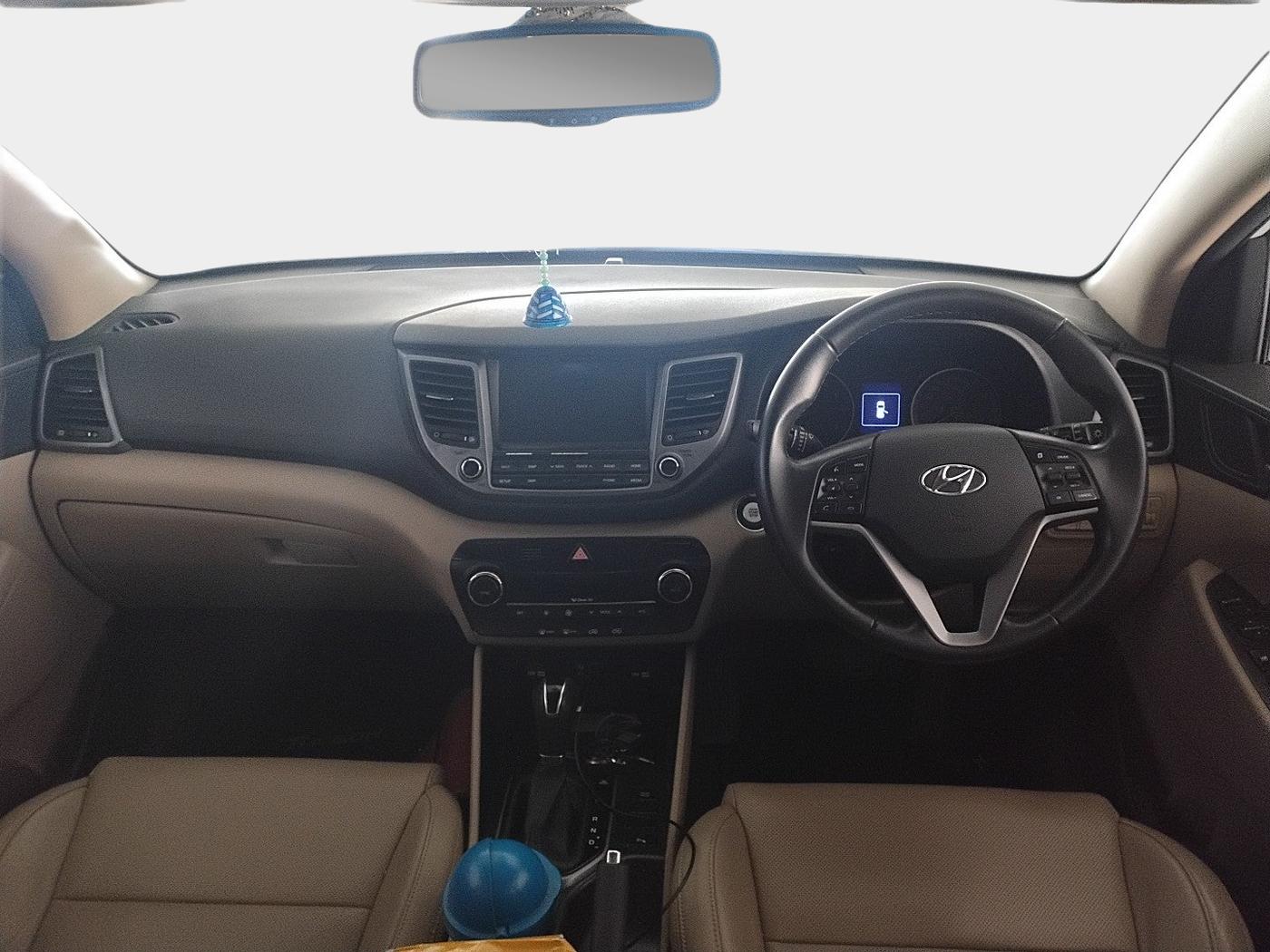 2017 Hyundai Tucson 2WD AT GL PETROL , Petrol, Automatic, 66,633 km, interior