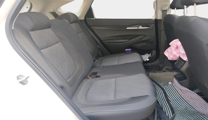 2025 KIA SELTOS HTK (O), Petrol, Manual, 10,321 km, interior