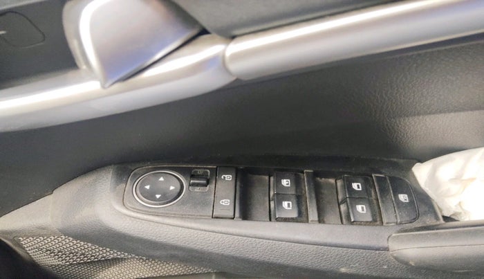 2025 KIA SELTOS HTK (O), Petrol, Manual, 10,321 km, interior