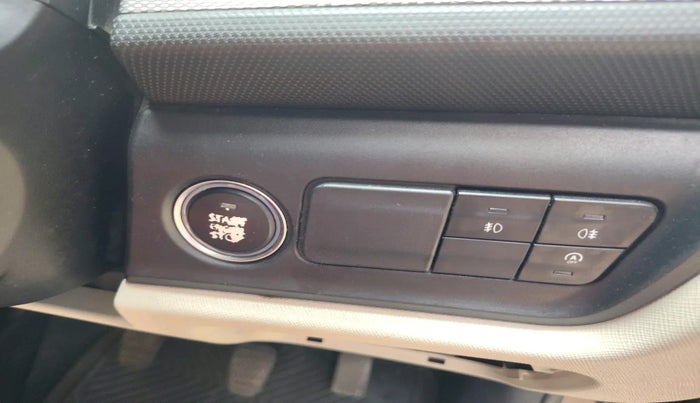 2021 Tata ALTROZ XZ I-TURBO PETROL, Petrol, Manual, 25,793 km, interior