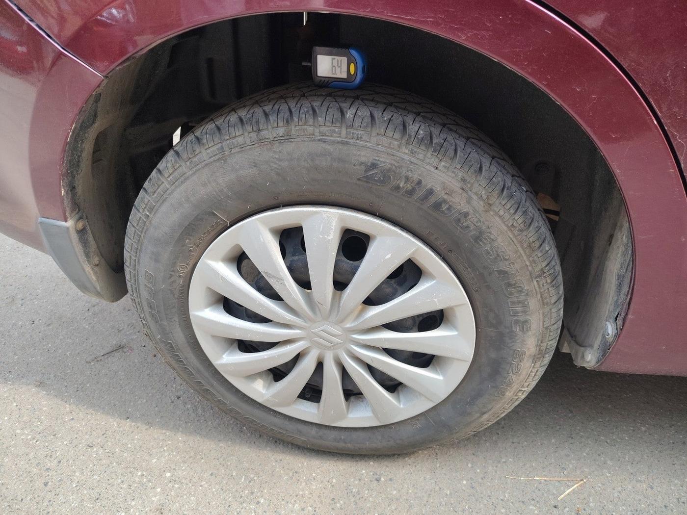 2015 Maruti Swift Dzire VDI ABS, Diesel, Manual, 94,175 km, tyre