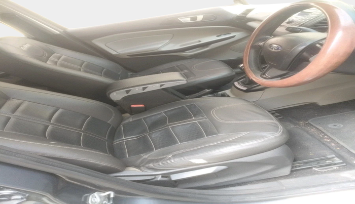 2017 Ford Ecosport TREND+ 1.5L DIESEL, Diesel, Manual, 1,17,992 km, interior