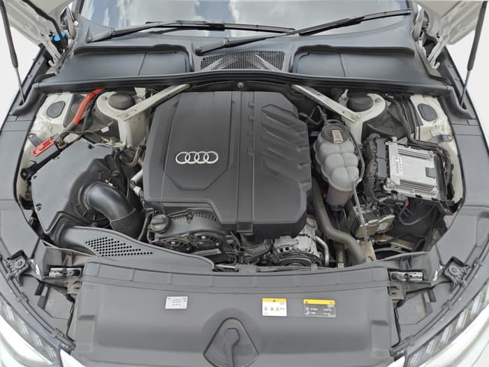 2024 Audi A4 40 TFSI  PREMIUM PLUS, Petrol, Automatic, 7,627 km, exterior
