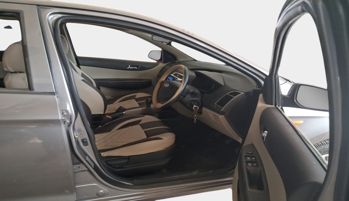2012 Hyundai i20 MAGNA 1.2, Petrol, Manual, 75,190 km, interior