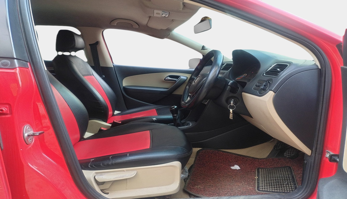 2015 Volkswagen Polo HIGHLINE1.2L, Petrol, Manual, 88,891 km, interior