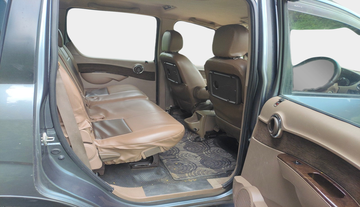 2013 Mahindra Xylo H8 ABS BS IV, Diesel, Manual, 1,45,160 km, interior