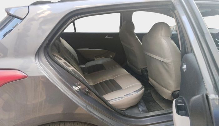 2015 Hyundai Grand i10 SPORTZ 1.2 KAPPA VTVT, Petrol, Manual, 90,355 km, interior