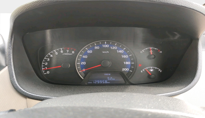 2015 Hyundai Xcent SX 1.2, Petrol, Manual, 1,29,958 km, interior