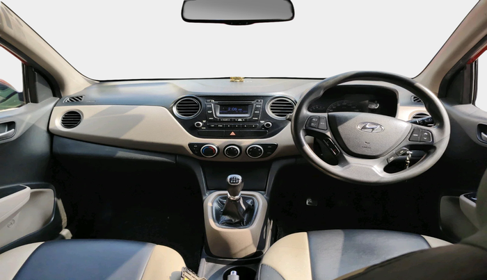 2015 Hyundai Xcent SX 1.2, Petrol, Manual, 1,29,958 km, interior