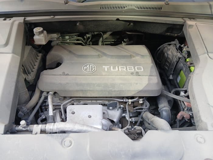 2021 MG HECTOR PLUS SHARP 1.5 PETROL TURBO HYBRID MT 6-STR, Petrol, Manual, 27,369 km, exterior