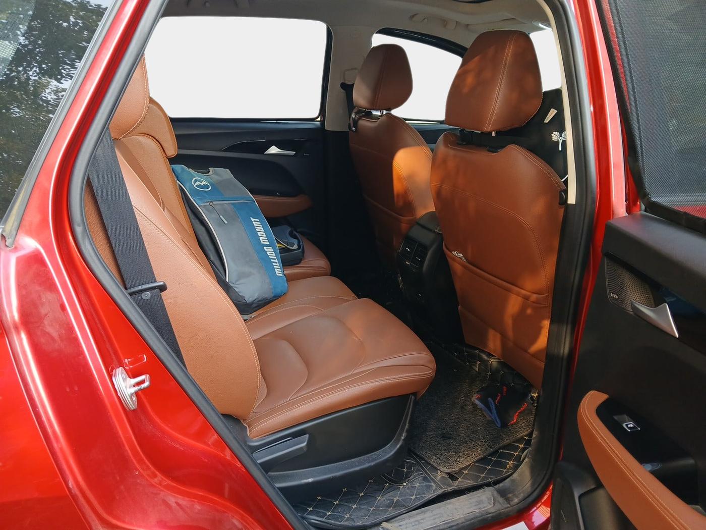 2021 MG HECTOR PLUS SHARP 1.5 PETROL TURBO HYBRID MT 6-STR, Petrol, Manual, 27,369 km, interior