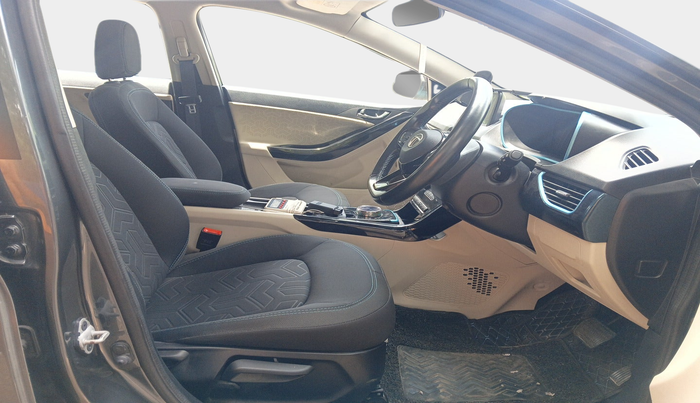 2022 Tata NEXON EV XZ PLUS, Electric, Automatic, 37,633 km, interior