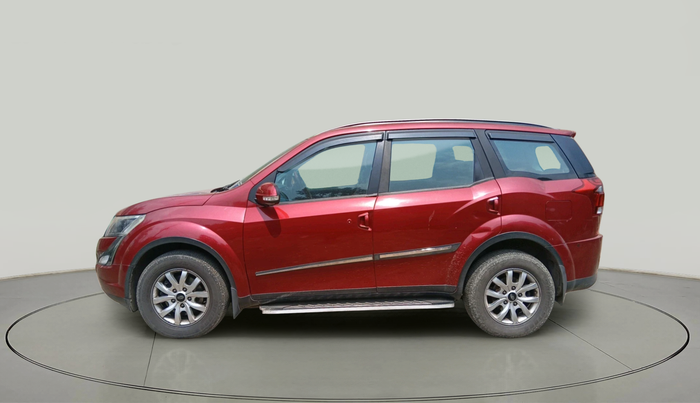 2019 Mahindra XUV500 W9, Diesel, Manual, 82,447 km, exterior