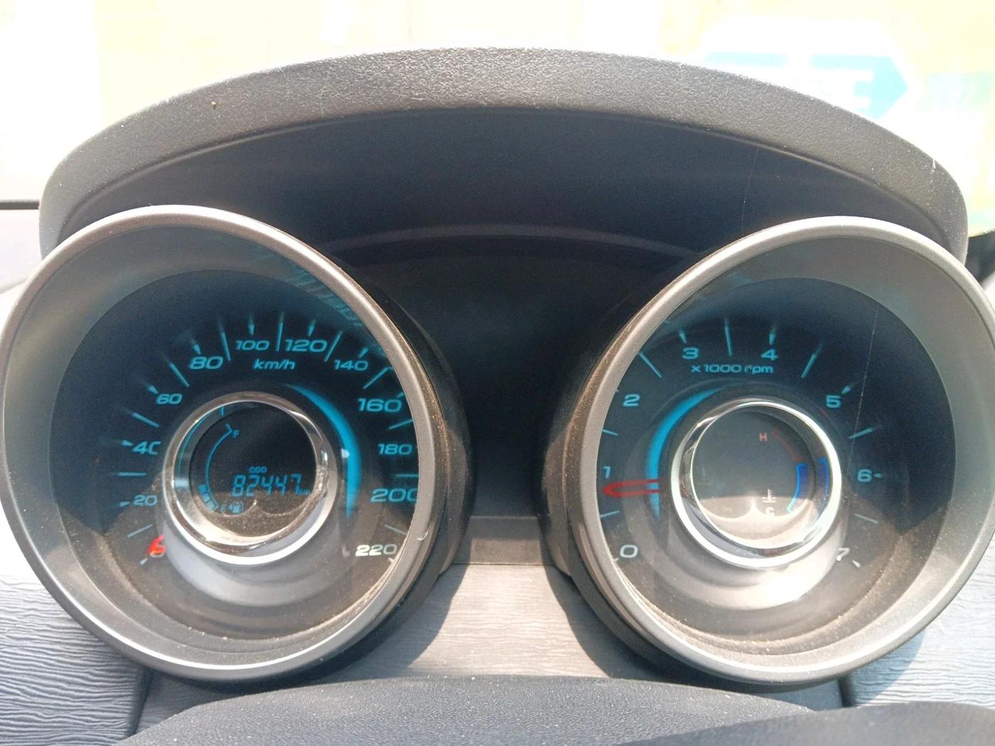 2019 Mahindra XUV500 W9, Diesel, Manual, 85,625 km, interior