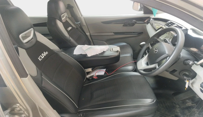 2016 Mahindra Kuv100 K8 6 STR, Petrol, Manual, 93,634 km, interior