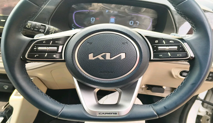 2023 KIA CARENS LUXURY PLUS 1.5 TURBO PETROL DCT 7 STR, Petrol, Automatic, 13,746 km, interior
