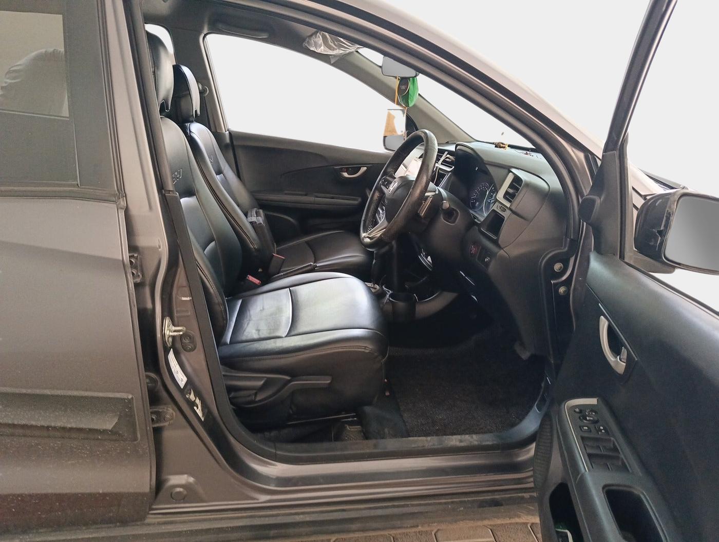 2018 Honda BR-V 1.5L I-VTEC V CVT, Petrol, Automatic, 1,25,000 km, interior